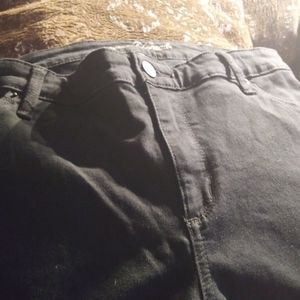 UNIVERSAL THREAD JEANS